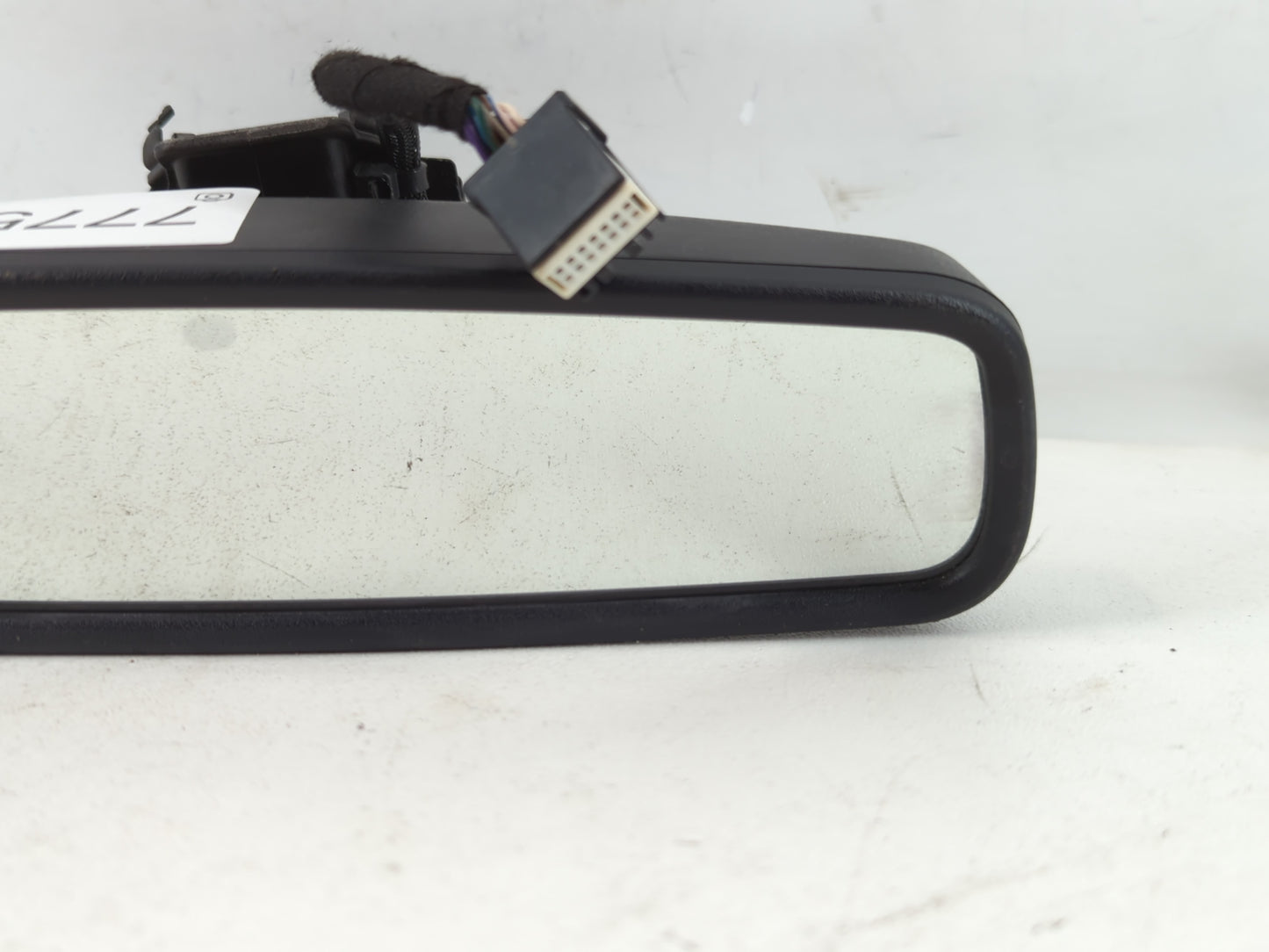 2000-2003 Volkswagen Eurovan Interior Rear View Mirror Replacement OEM P/N:016532 E11026532 Fits Fits 2000 2001 2002 2003 OEM Used Auto Parts - Oemusedautoparts1.com