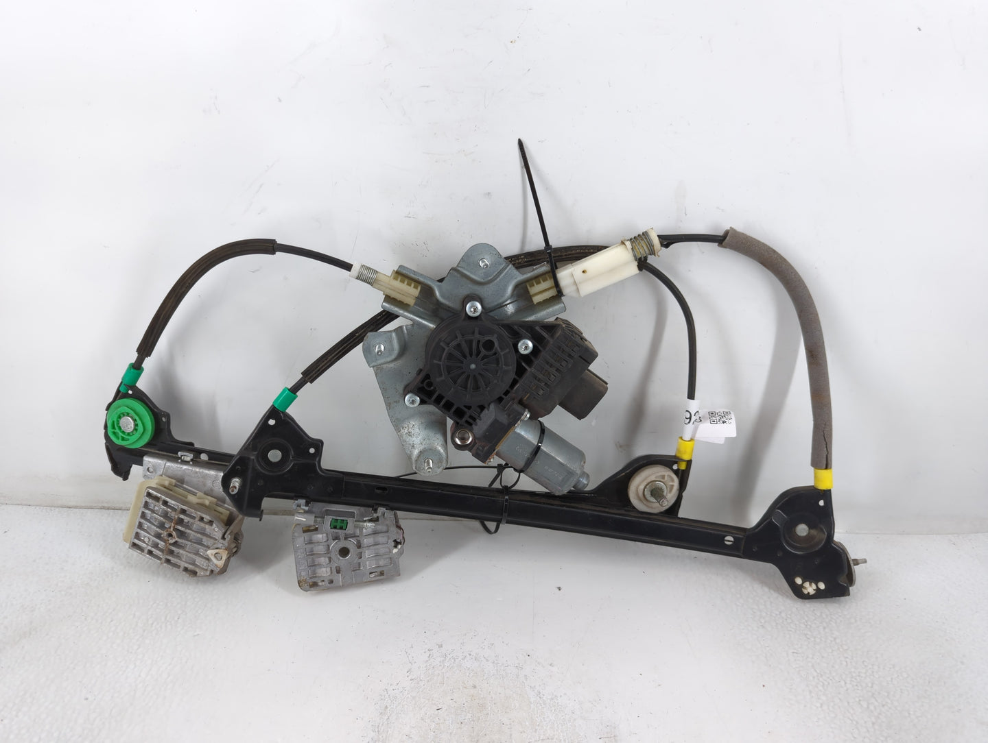 2005-2009 Ford Mustang Window Regulator Passenger Front - Oemusedautoparts1.com