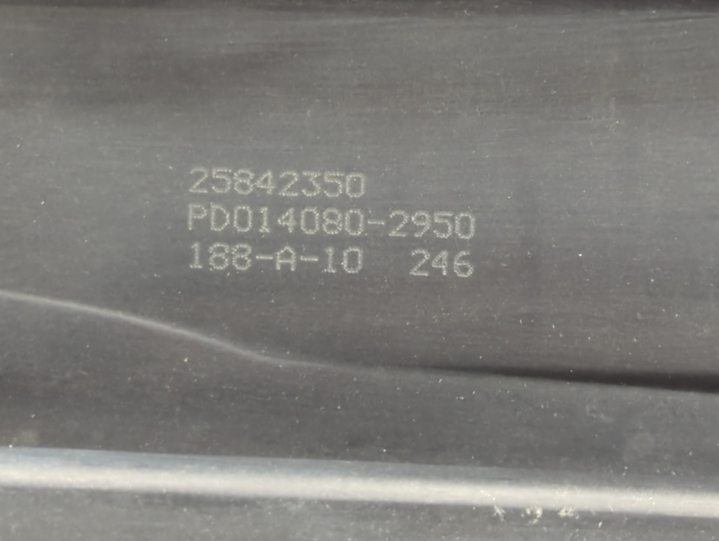 2010 Saturn Aura Engine Cover - Oemusedautoparts1.com