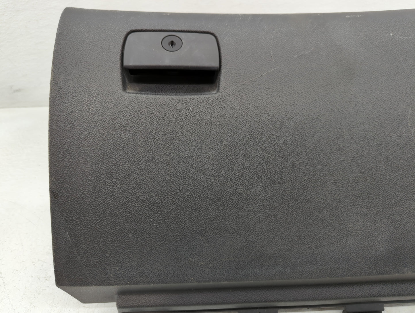 2011 Gmc Acadia Passenger Glove Box Door Storage Compartment - Oemusedautoparts1.com