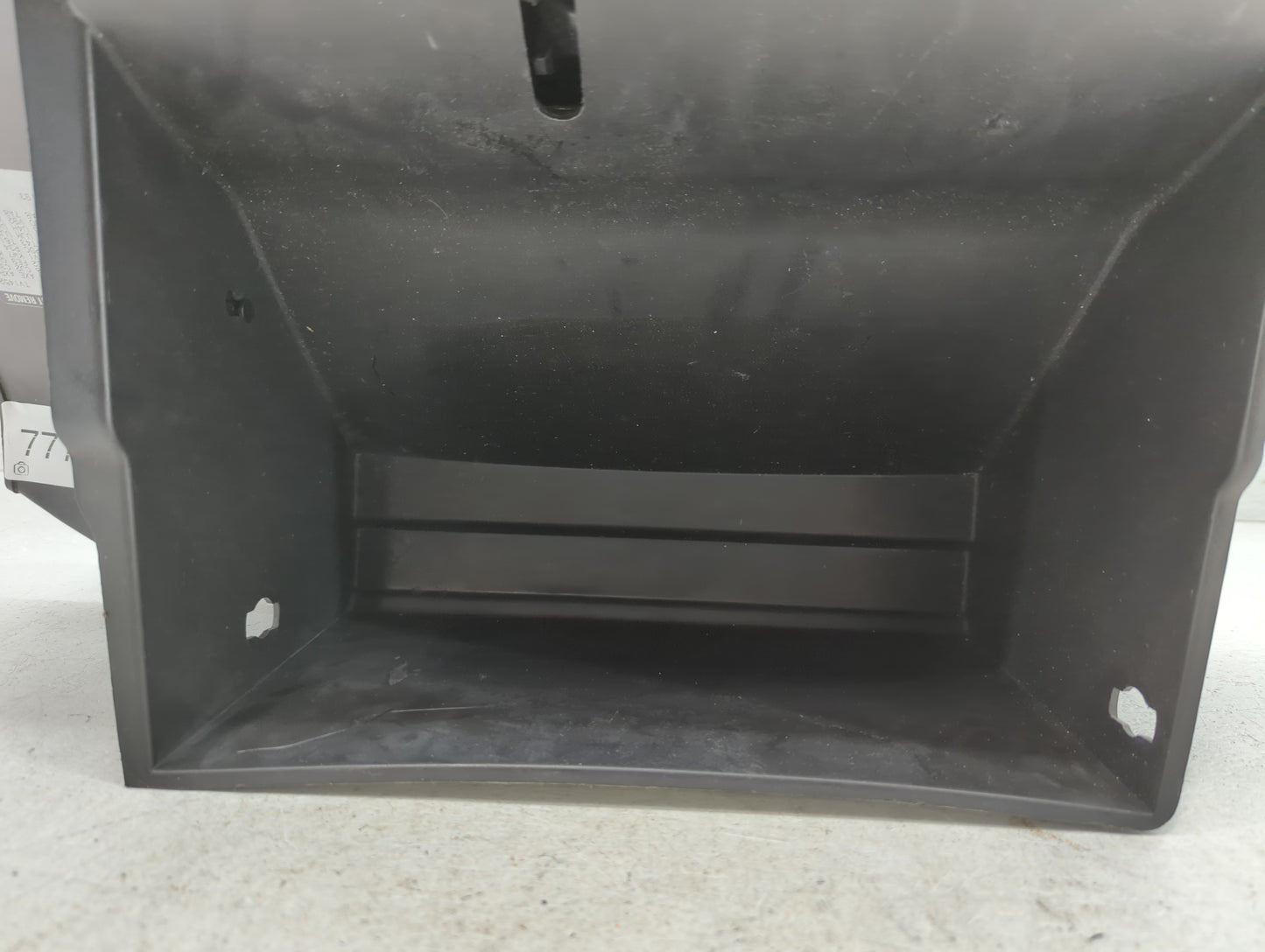 2011 Gmc Acadia Passenger Glove Box Door Storage Compartment - Oemusedautoparts1.com