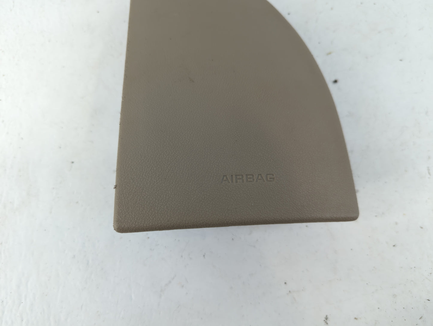 2008-2009 Saturn Aura Air Bag Passenger Right Dashboard OEM P/N:AP2315D12885014 Fits Fits 2008 2009 OEM Used Auto Parts - Oemusedautoparts1.com