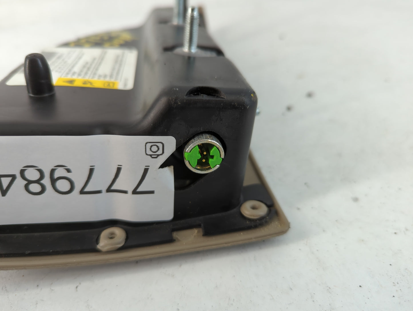 2008-2009 Saturn Aura Air Bag Passenger Right Dashboard OEM P/N:AP2315D12885014 Fits Fits 2008 2009 OEM Used Auto Parts - Oemusedautoparts1.com