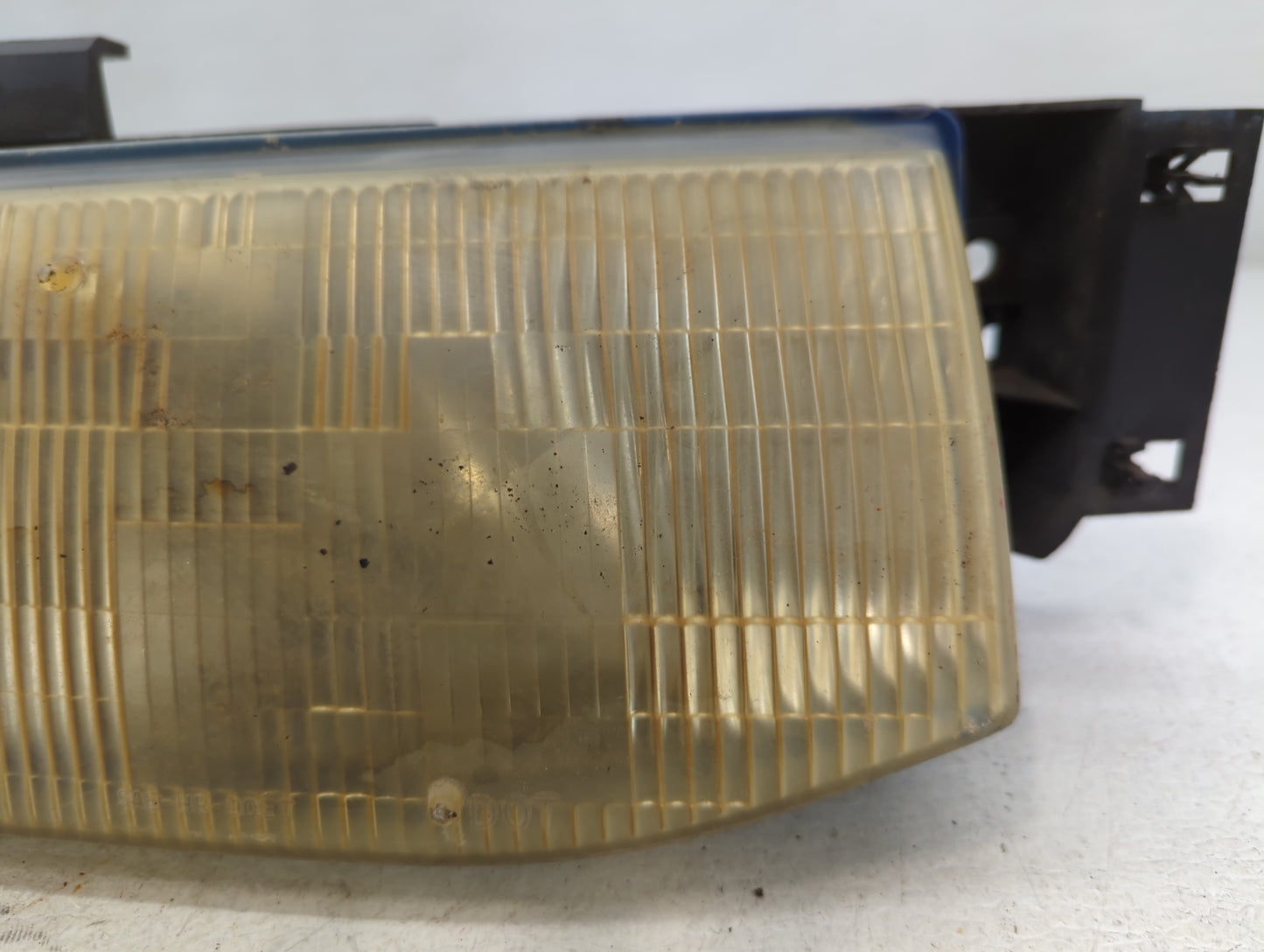 1991-1996 Ford Escort Driver Left Oem Head Light Headlight Lamp - Oemusedautoparts1.com