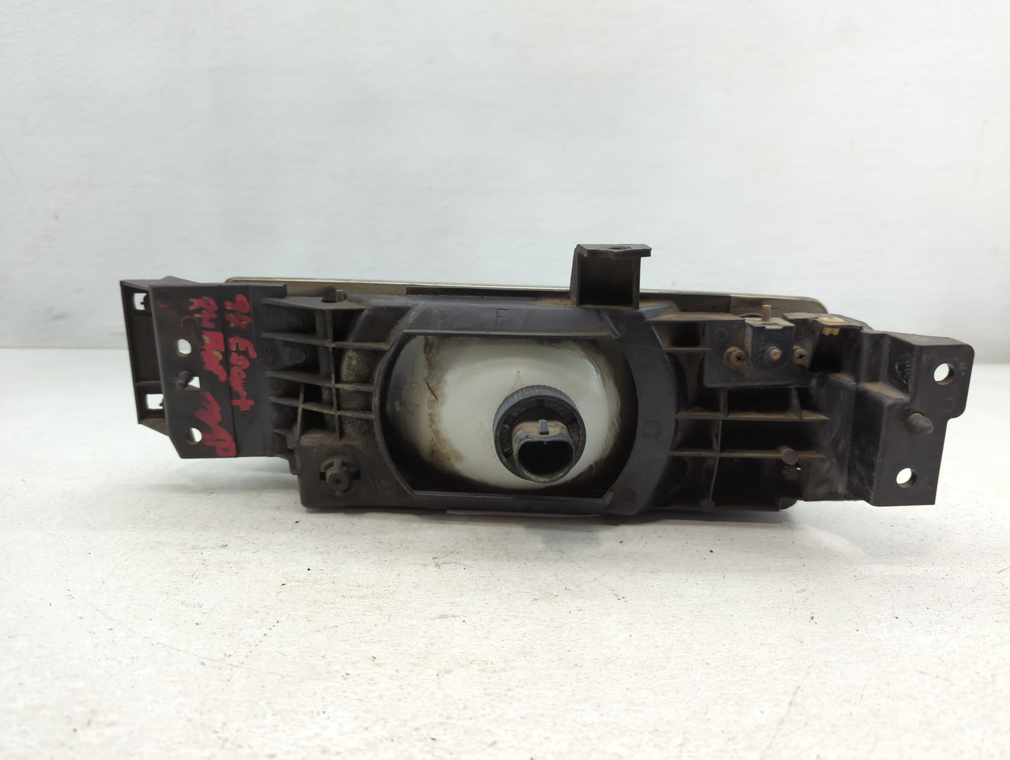 1991-1996 Ford Escort Driver Left Oem Head Light Headlight Lamp - Oemusedautoparts1.com