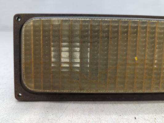 1993 Chevrolet Silverado Passenger Right Oem Head Light Headlight Lamp