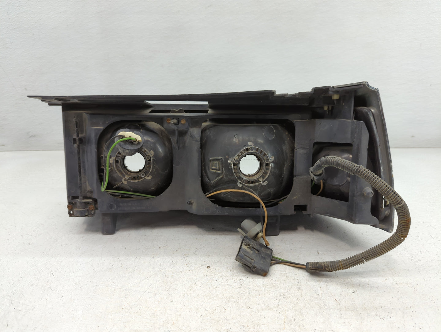 1991 Chrysler TC Maserati Headlight - Oemusedautoparts1.com
