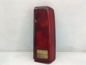 1985-2005 Chevrolet Astro Tail Light Assembly Passenger Right OEM P/N:1652448 1 AB Fits OEM Used Auto Parts