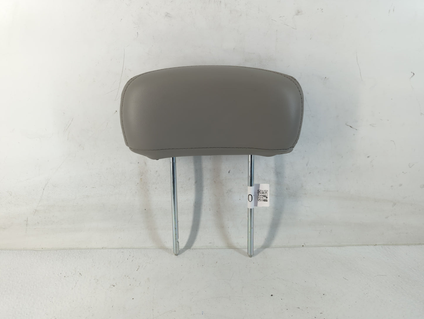 0 Chevrolet Malibu Headrest Head Rest Rear Center Seat Fits OEM Used Auto Parts - Oemusedautoparts1.com