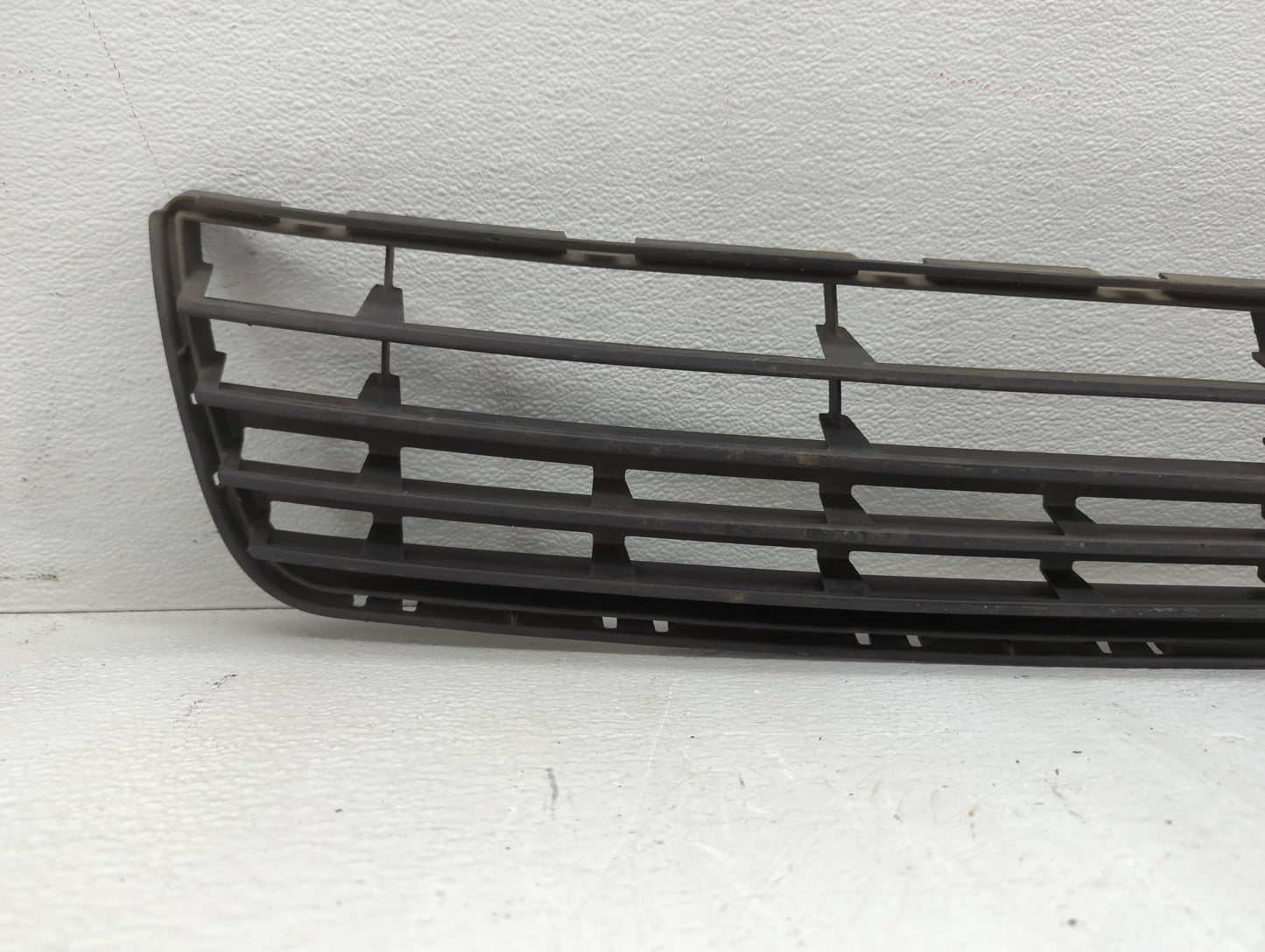 2006-2009 Pontiac Torrent Front Grille Bumper Not Included - Oemusedautoparts1.com