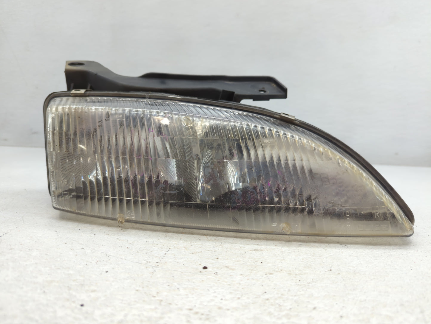 1995 Chevrolet Cavalier Passenger Right Oem Head Light Headlight Lamp - Oemusedautoparts1.com