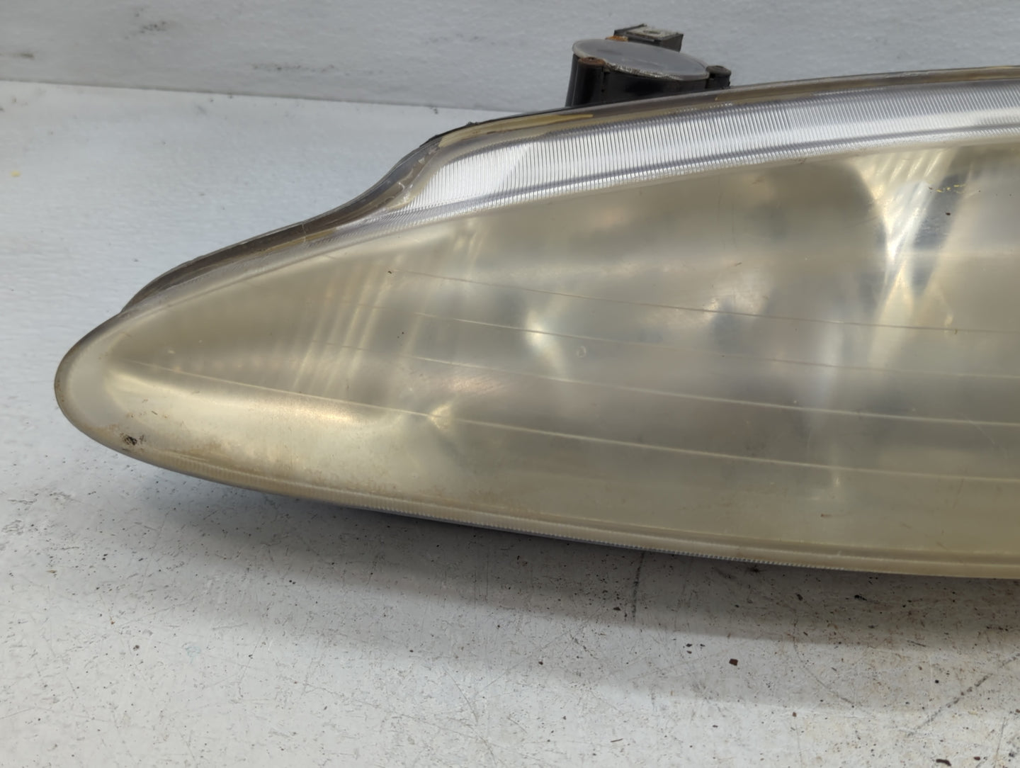 1998-2004 Dodge Intrepid Driver Left Oem Head Light Headlight Lamp - Oemusedautoparts1.com