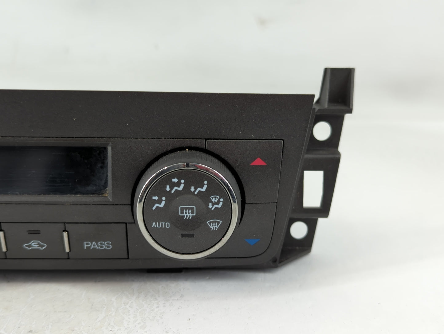 2006-2011 Cadillac Dts Climate Control Module Temperature AC/Heater Replacement P/N:MX237000-2041 15228682 Fits OEM Used Auto Parts - Oemusedautoparts1.com