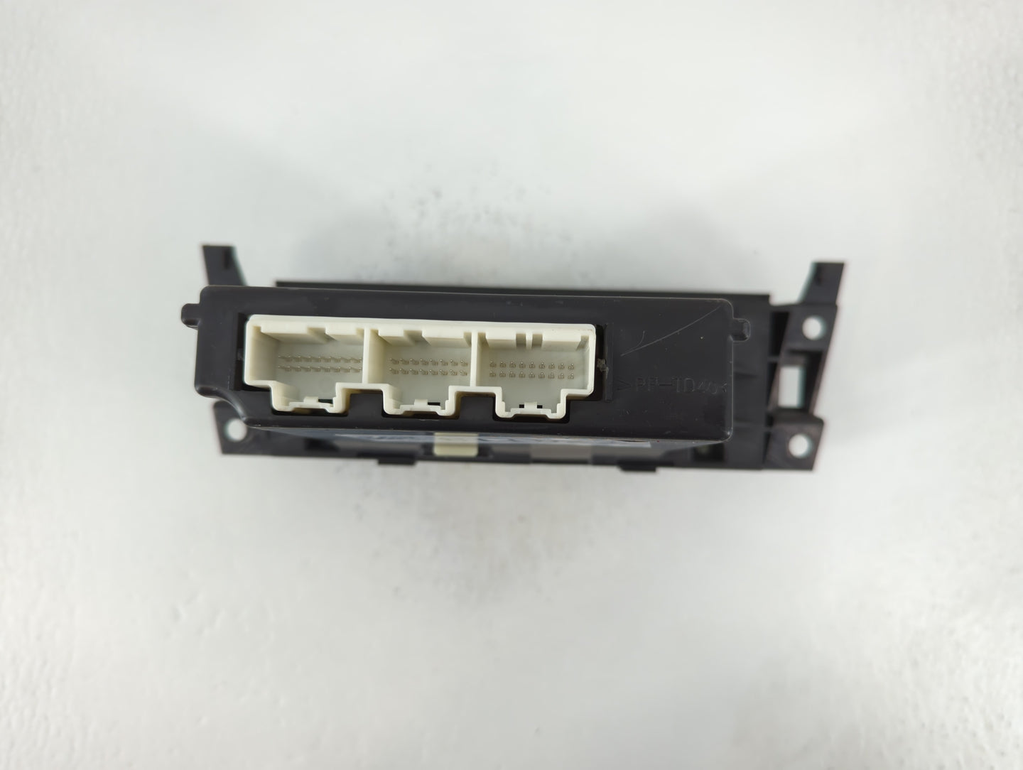 2006-2011 Cadillac Dts Climate Control Module Temperature AC/Heater Replacement P/N:MX237000-2041 15228682 Fits OEM Used Auto Parts - Oemusedautoparts1.com