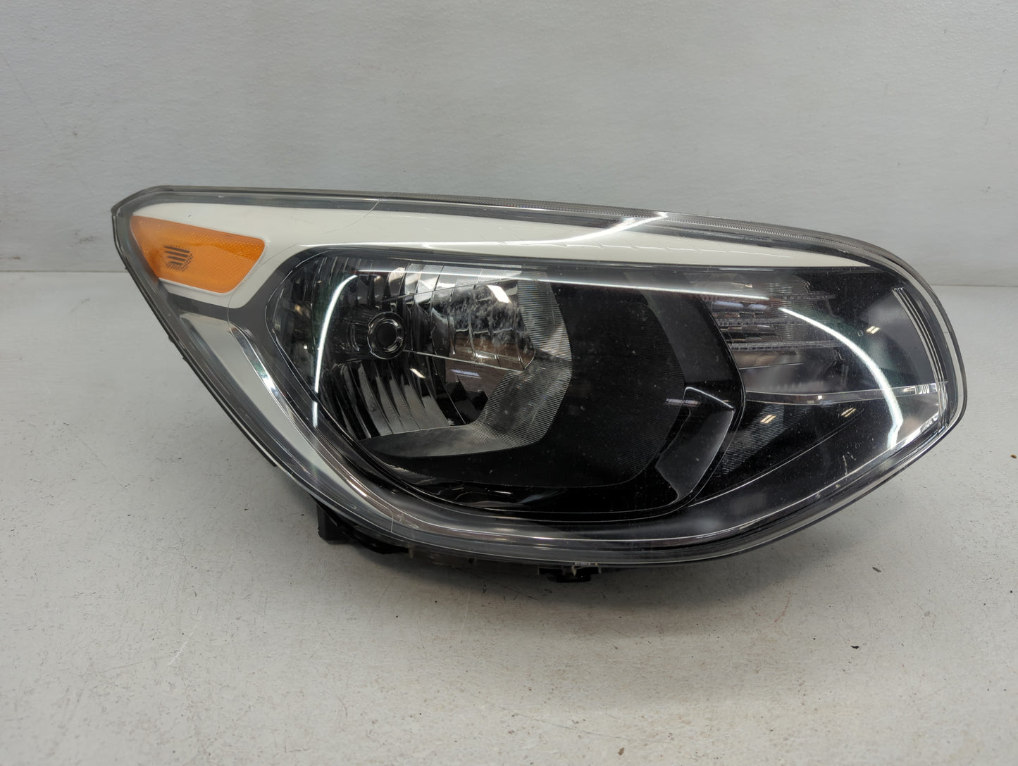 2014-2019 Kia Soul Passenger Right Oem Head Light Headlight Lamp - Oemusedautoparts1.com