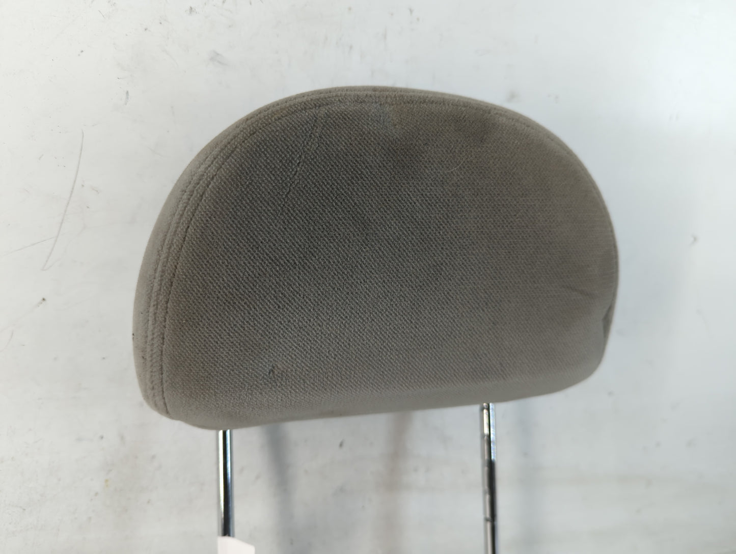 2002 Mercury Sable Headrest Head Rest Rear Center Seat Fits OEM Used Auto Parts - Oemusedautoparts1.com