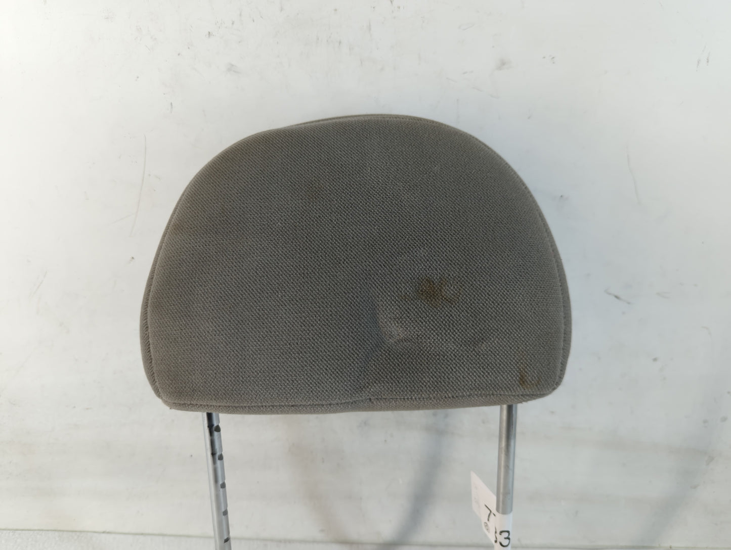 2002 Mercury Sable Headrest Head Rest Rear Center Seat Fits OEM Used Auto Parts - Oemusedautoparts1.com