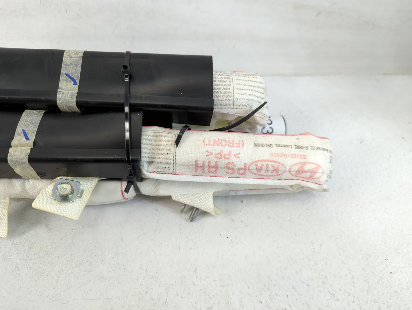 2014-2019 Kia Soul Air Bag Passenger Right Dashboard OEM P/N:BA07920 Fits Fits 2014 2015 2016 2017 2018 2019 OEM Used Auto Parts - Oemusedautoparts1.com