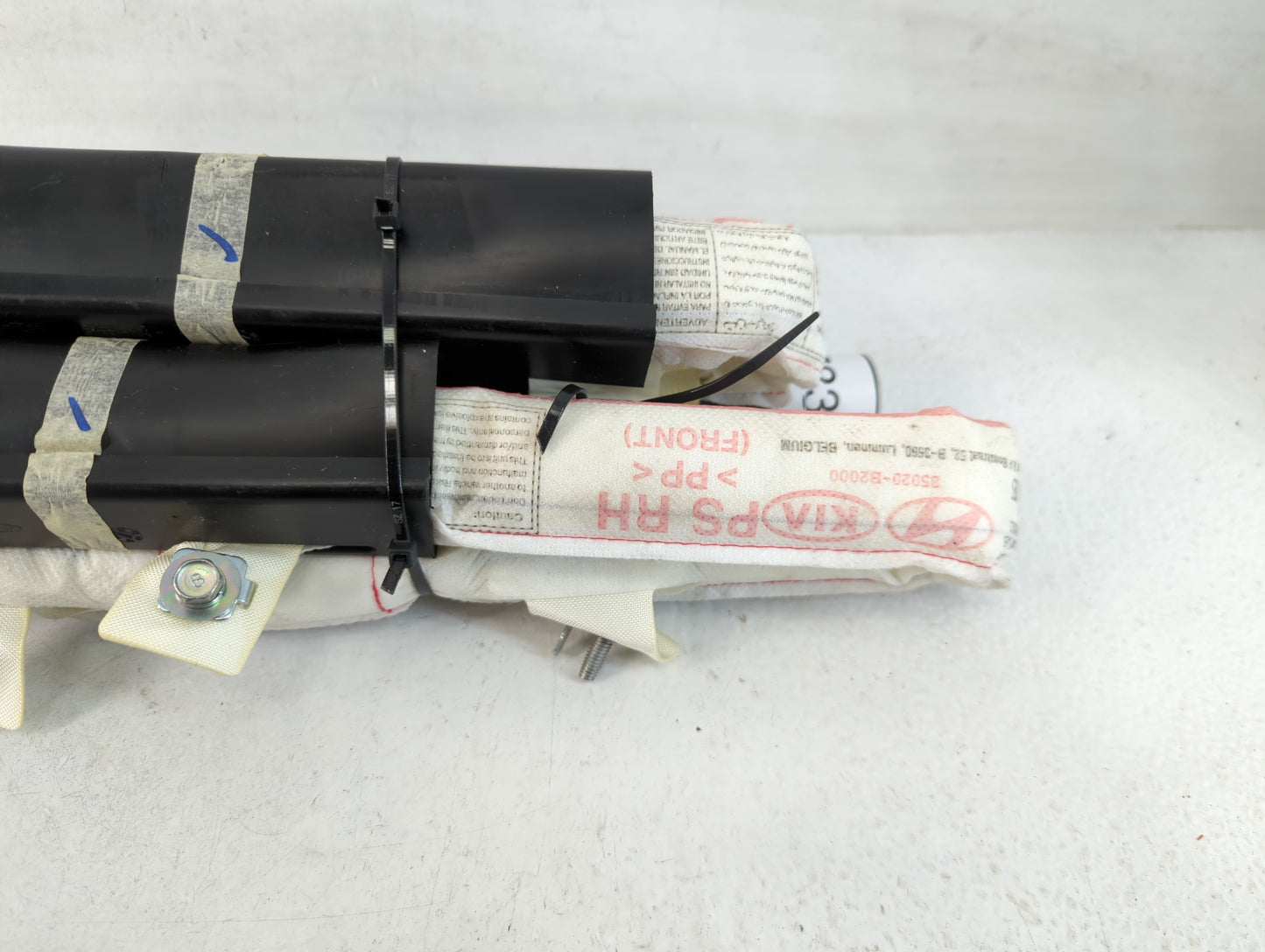2014-2019 Kia Soul Air Bag Passenger Right Dashboard OEM P/N:BA07920 Fits Fits 2014 2015 2016 2017 2018 2019 OEM Used Auto Parts - Oemusedautoparts1.com