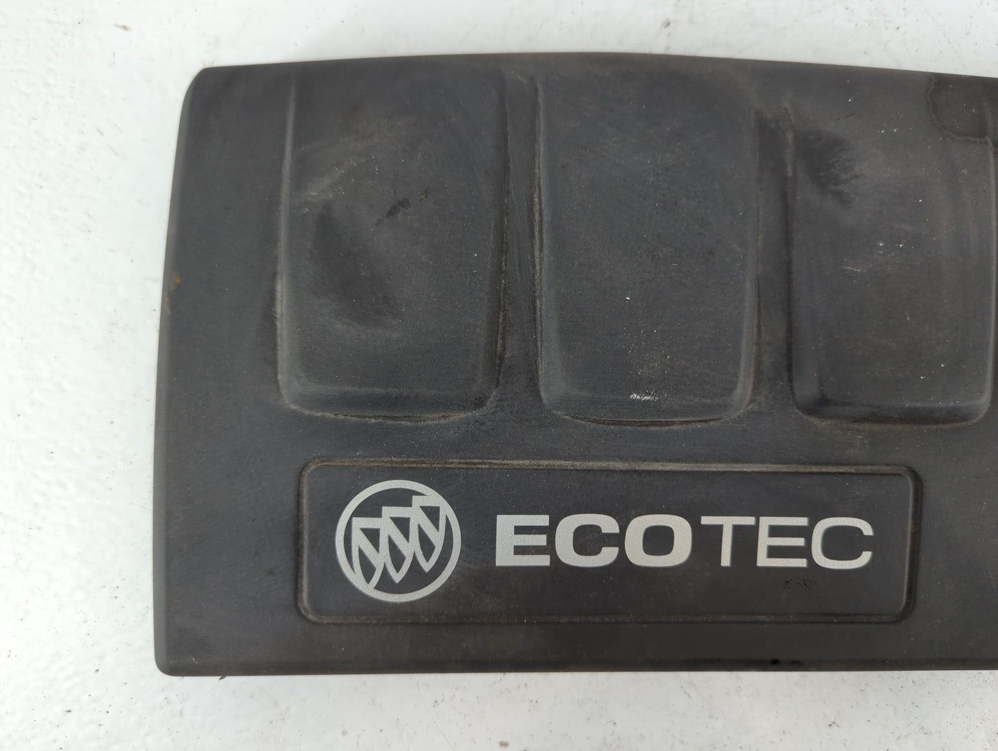 2015 Buick Encore Engine Cover - Oemusedautoparts1.com