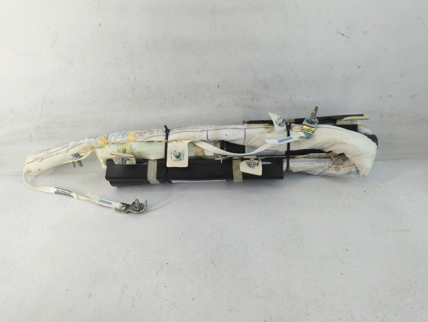 2014-2019 Kia Soul Air Bag Driver Left Steering Wheel Mounted P/N:85010-B2000 Fits Fits 2014 2015 2016 2017 2018 2019 OEM Used Auto Parts - Oemusedautoparts1.com