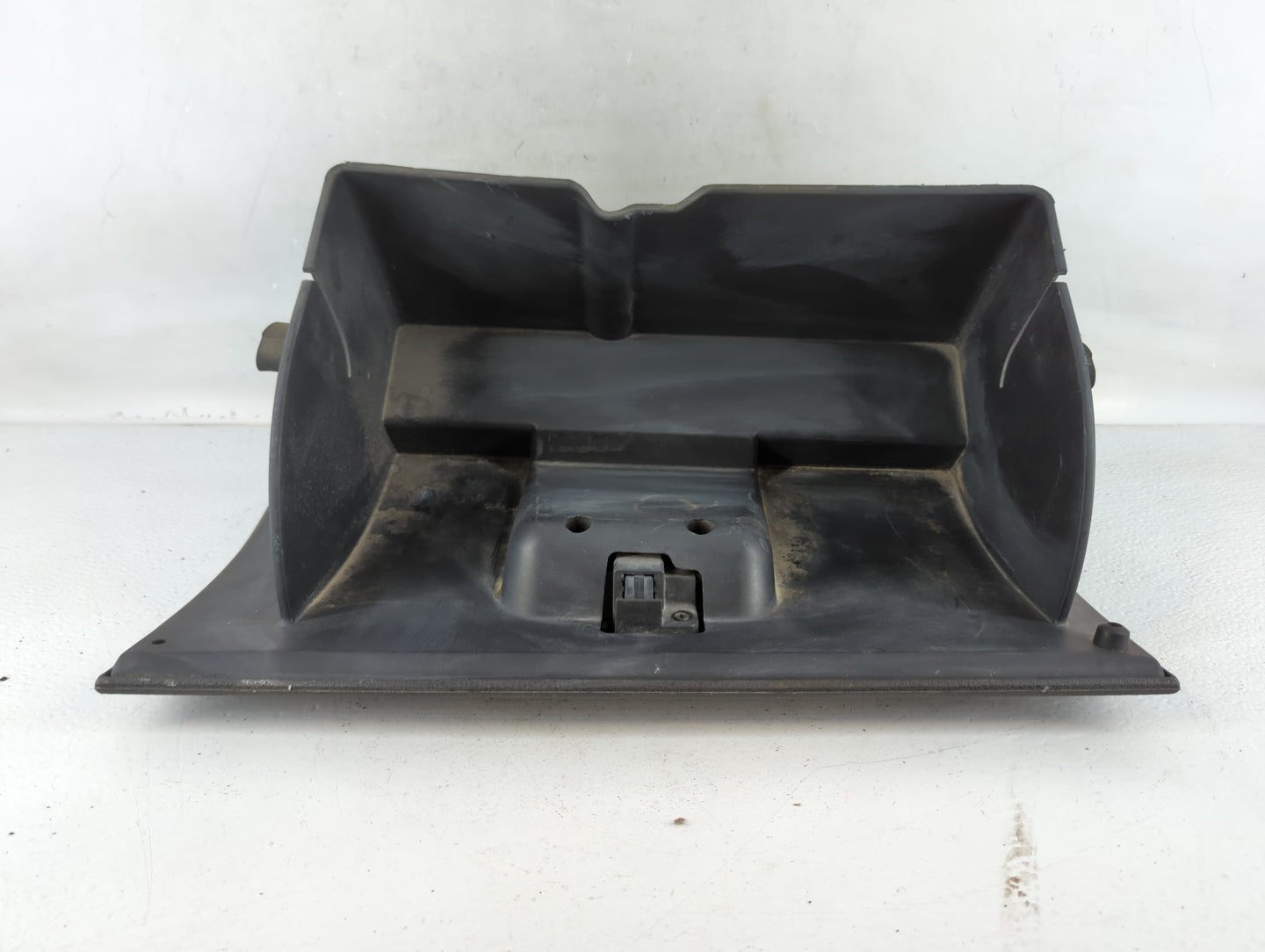 2005 Ford Mustang Passenger Glove Box Door Storage Compartment - Oemusedautoparts1.com
