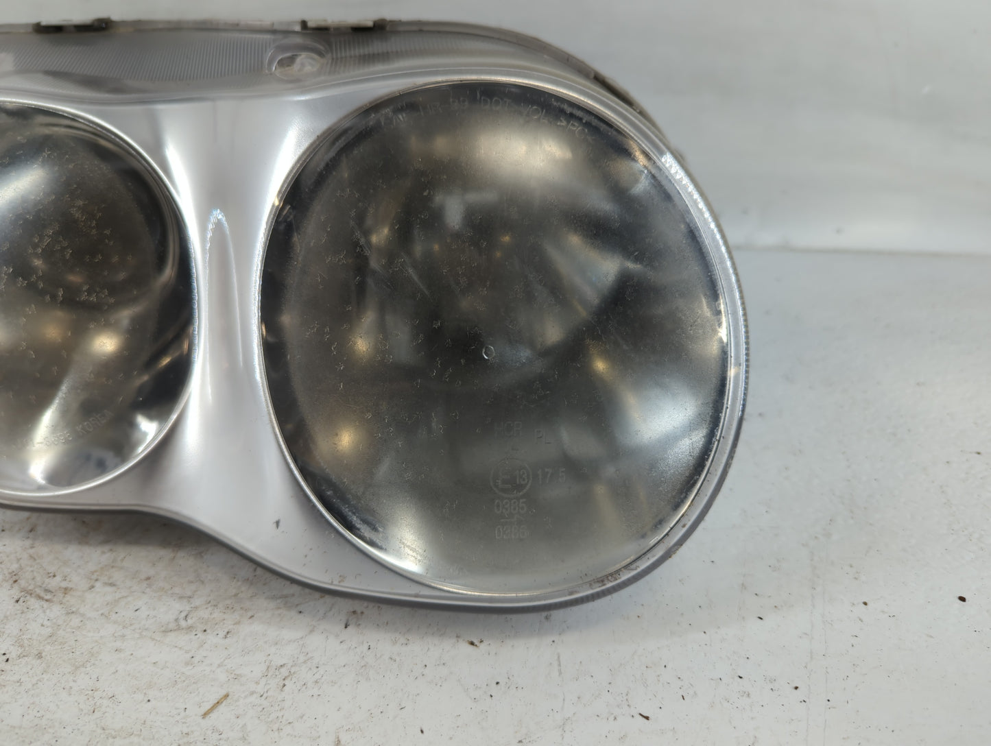 Hyundai Tiburo Passenger Right Oem Head Light Headlight Lamp - Oemusedautoparts1.com