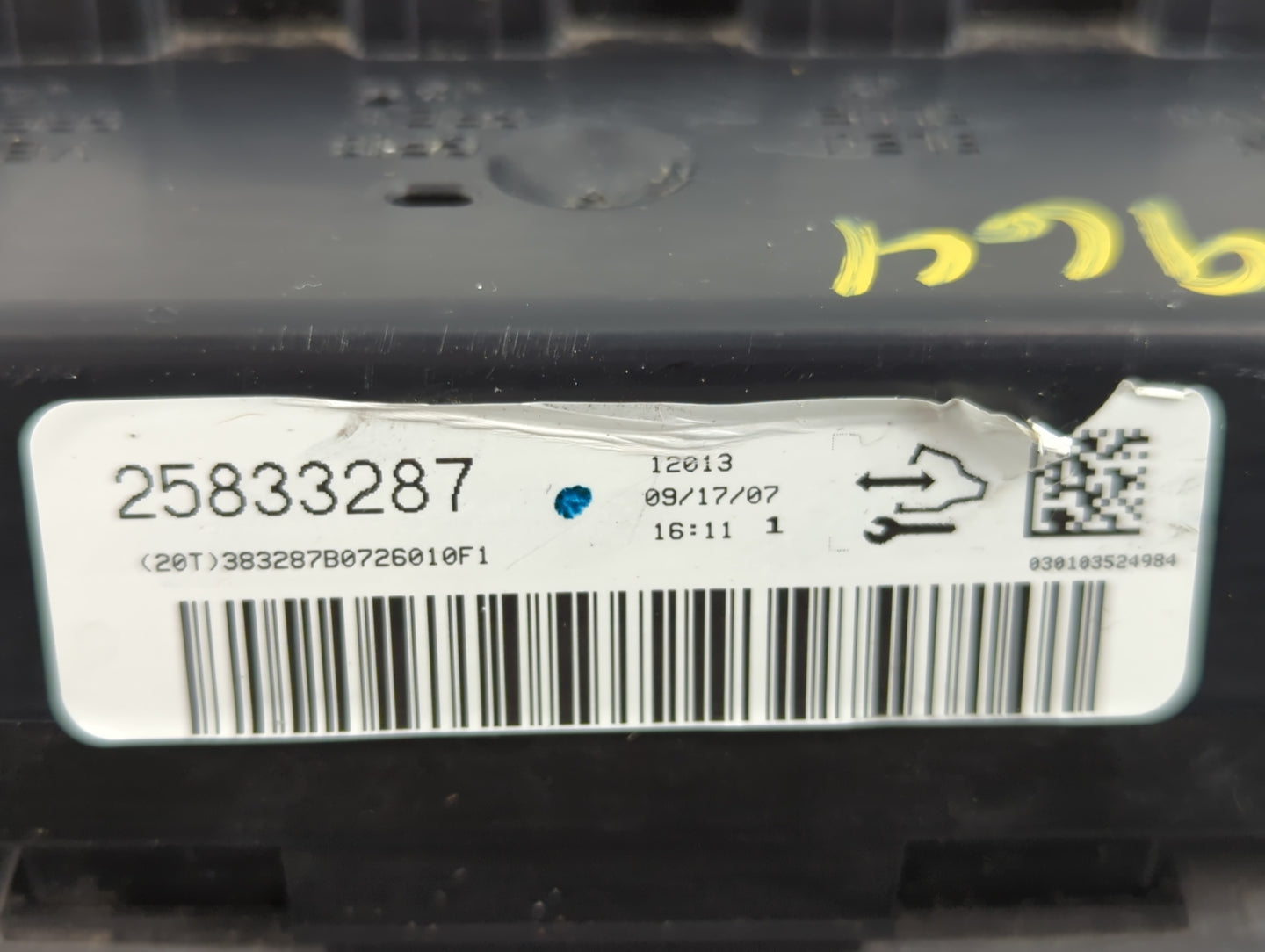2007-2009 Chevrolet Equinox Climate Control Module Temperature AC/Heater Replacement P/N:25833287 Fits Fits 2007 2008 2009 OEM Used Auto Parts - Oemusedautoparts1.com