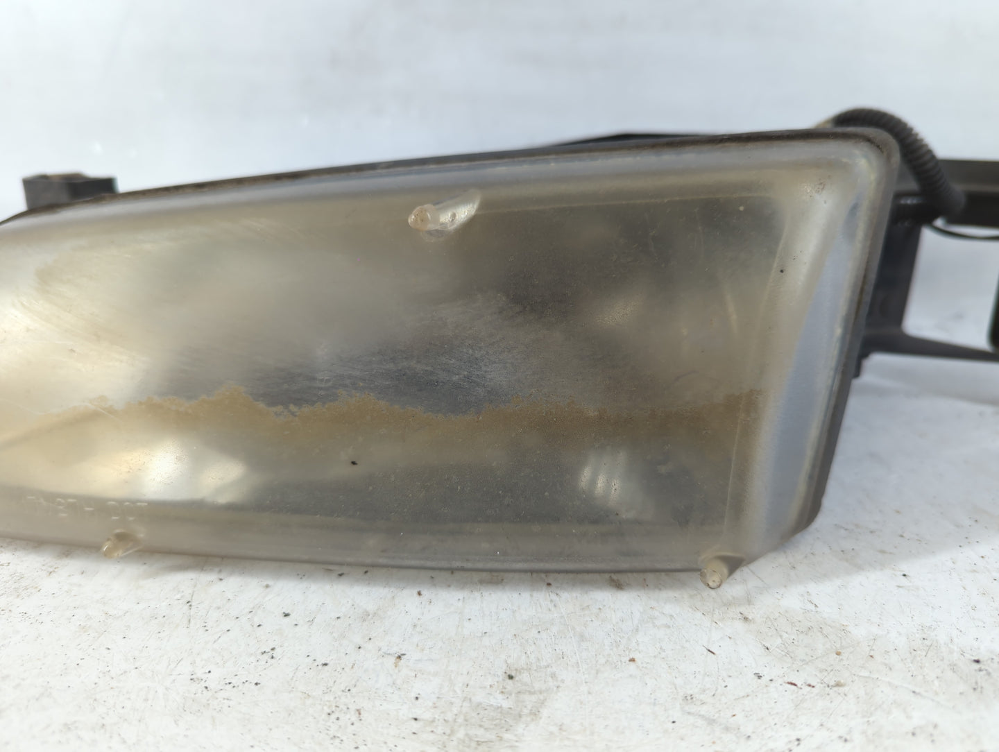 1997-2003 Pontiac Grand Prix Driver Left Oem Head Light Headlight Lamp - Oemusedautoparts1.com