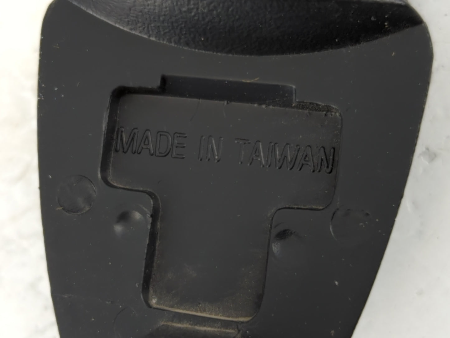 2007 Ford Focus Drivers Side Inside Front Door Handle Oem - Oemusedautoparts1.com