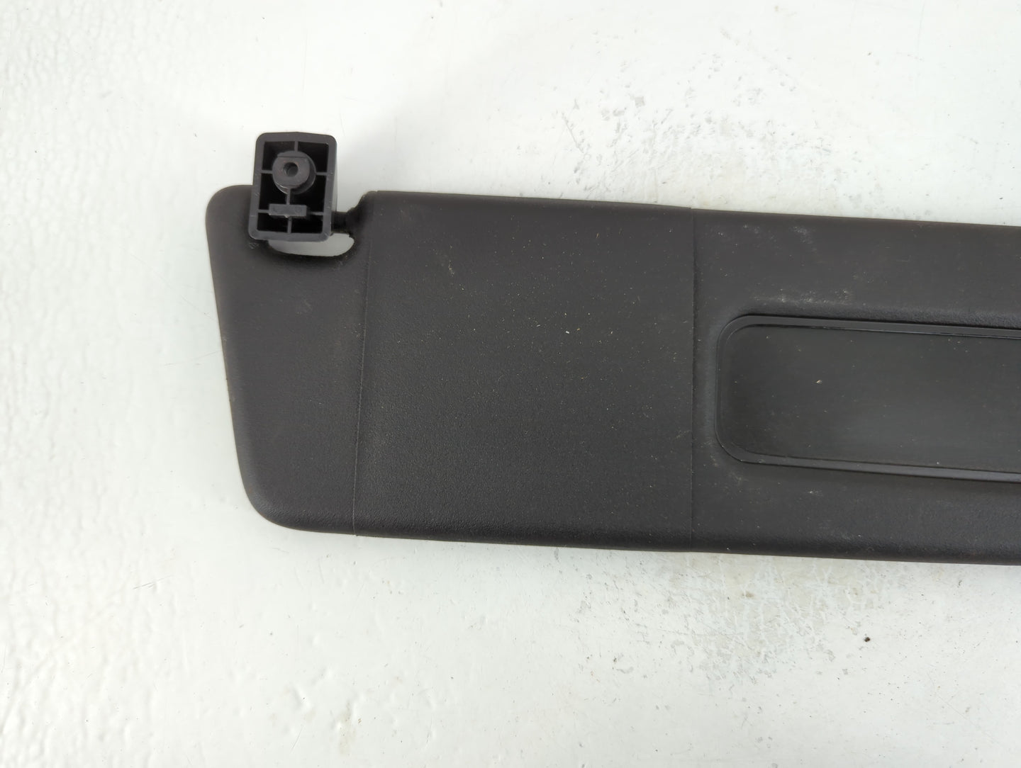 2016-2021 Chevrolet Malibu Sun Visor Shade Replacement Driver Left Mirror Fits Fits 2016 2017 2018 2019 2020 2021 OEM Used Auto Parts - Oemusedautoparts1.com