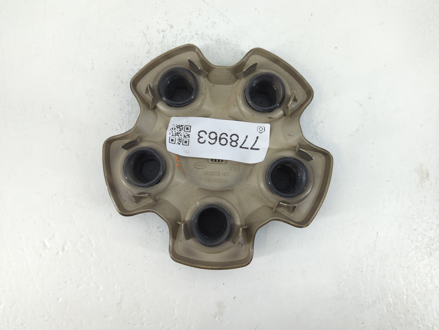 2013 Chevrolet Camaro Rim Wheel Center Cap - Oemusedautoparts1.com