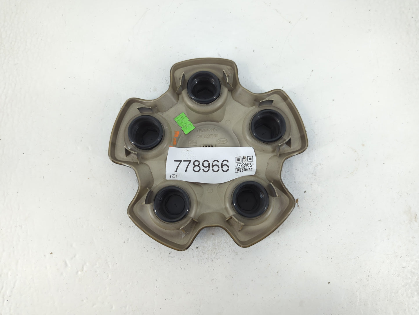 2013 Chevrolet Camaro Rim Wheel Center Cap - Oemusedautoparts1.com
