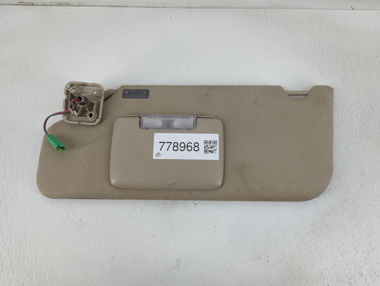 2011-2014 Ford Edge Sun Visor Shade Replacement Driver Left Mirror Fits Fits 2011 2012 2013 2014 OEM Used Auto Parts - Oemusedautoparts1.com
