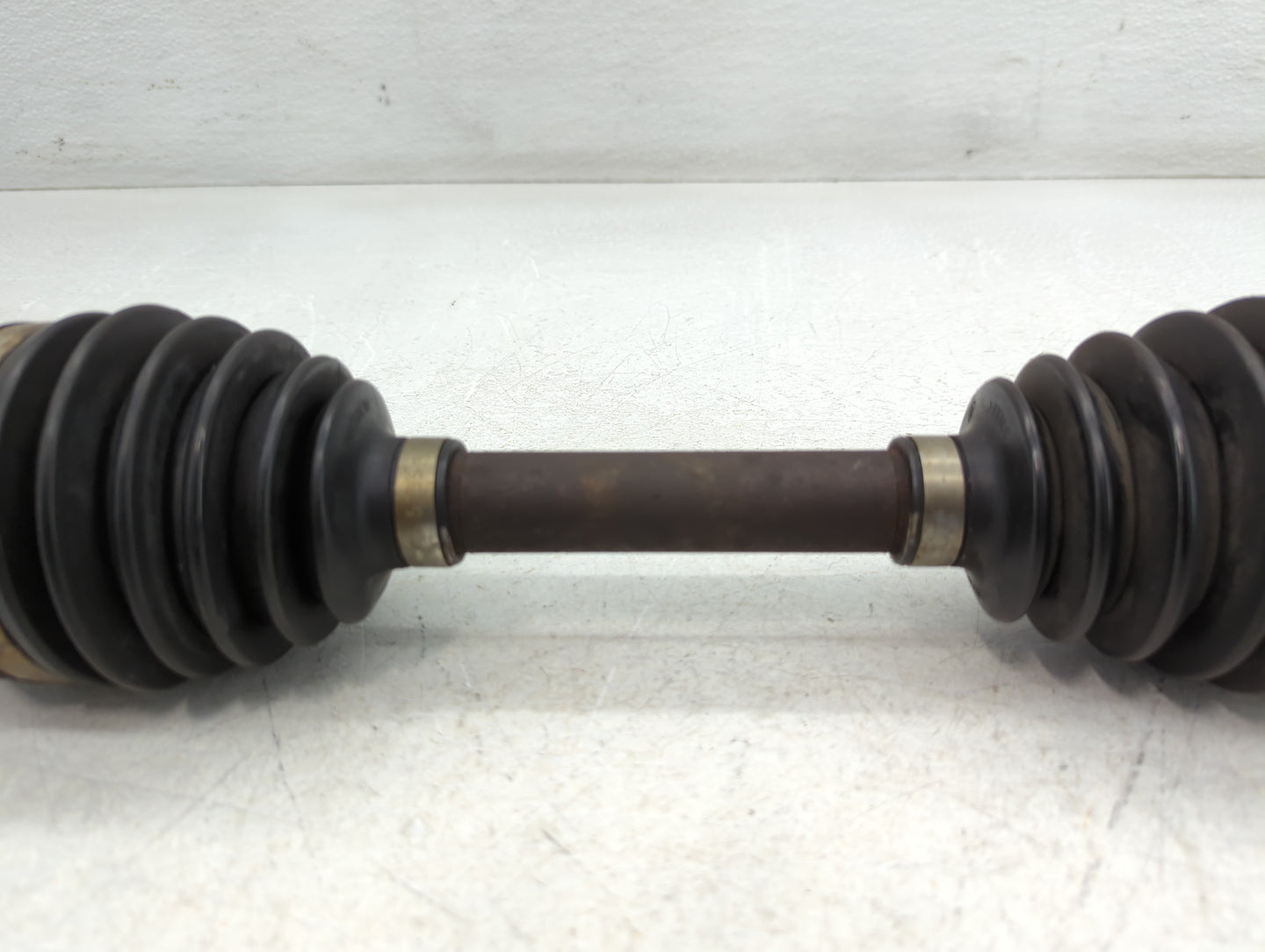 2005-2010 Chevrolet Cobalt Axle Shaft Front Driver Cv C/v - Oemusedautoparts1.com