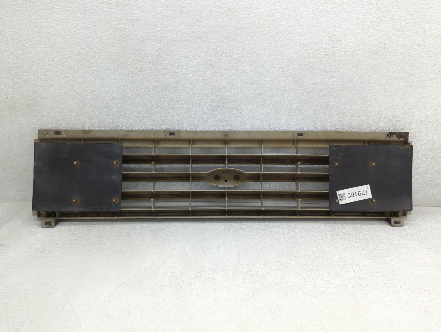 1988 Ford Aerostar Front Grille Bumper Not Included - Oemusedautoparts1.com