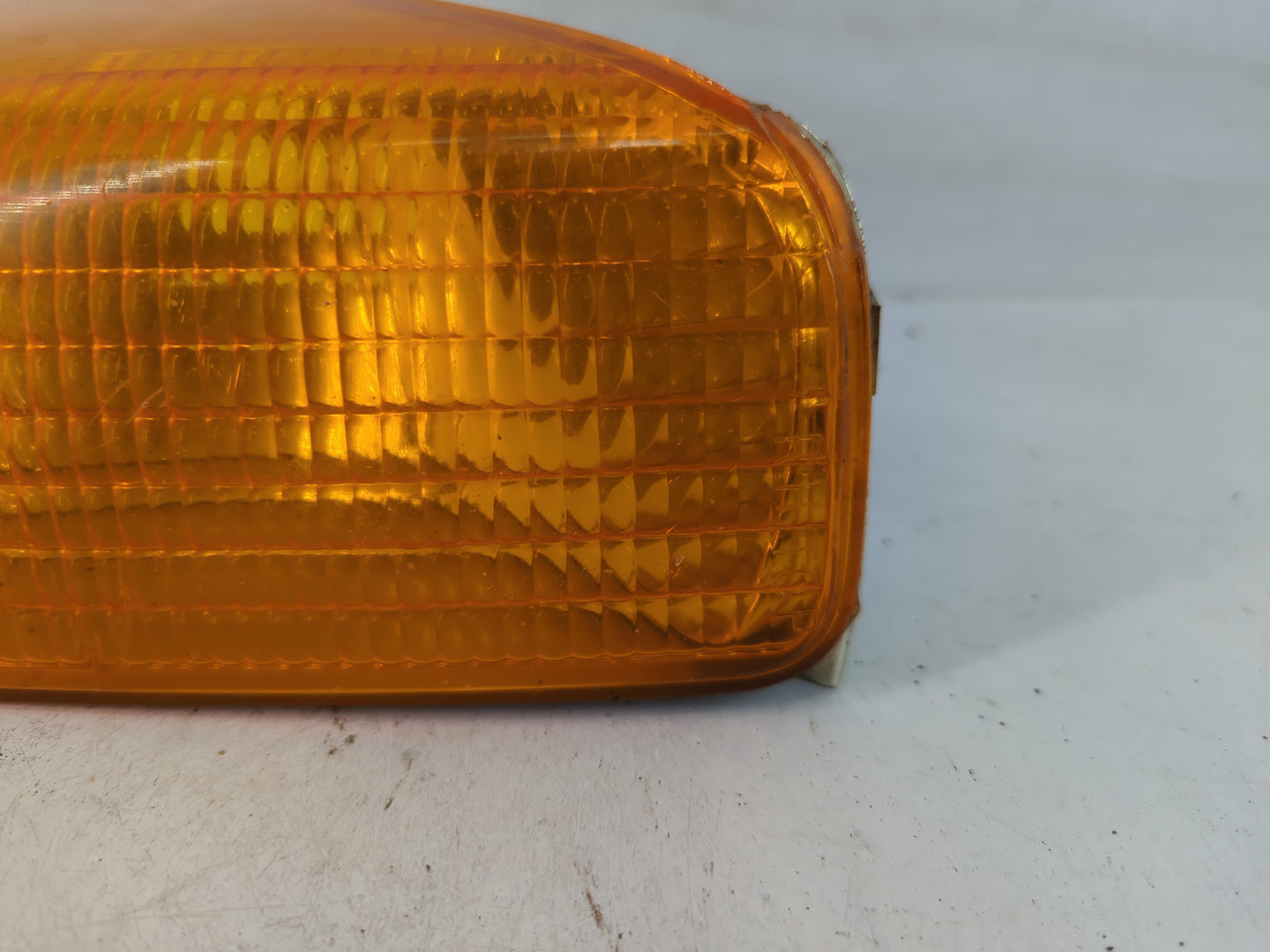 1989 Ford Bronco Tail Light Assembly Passenger Right OEM P/N:E59B-13215 AD SAE2AIP2RST-87 Fits OEM Used Auto Parts - Oemusedautoparts1.com