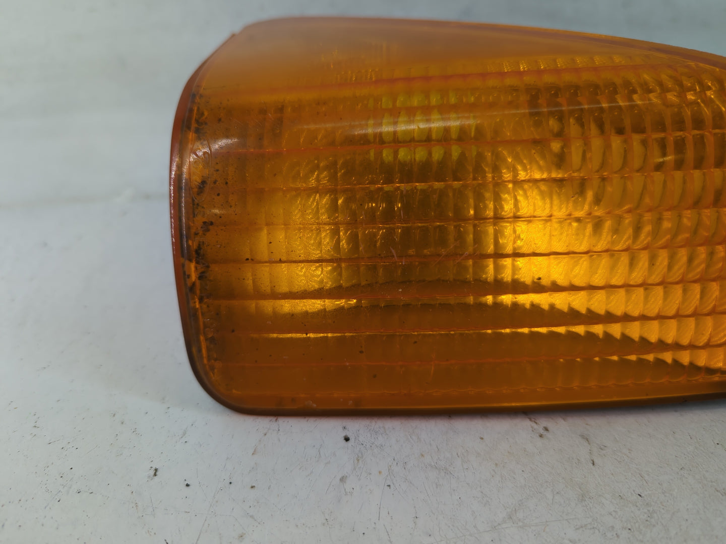 1989 Ford Bronco Tail Light Assembly Passenger Right OEM P/N:E59B-13215 AD SAE2AIP2RST-87 Fits OEM Used Auto Parts - Oemusedautoparts1.com