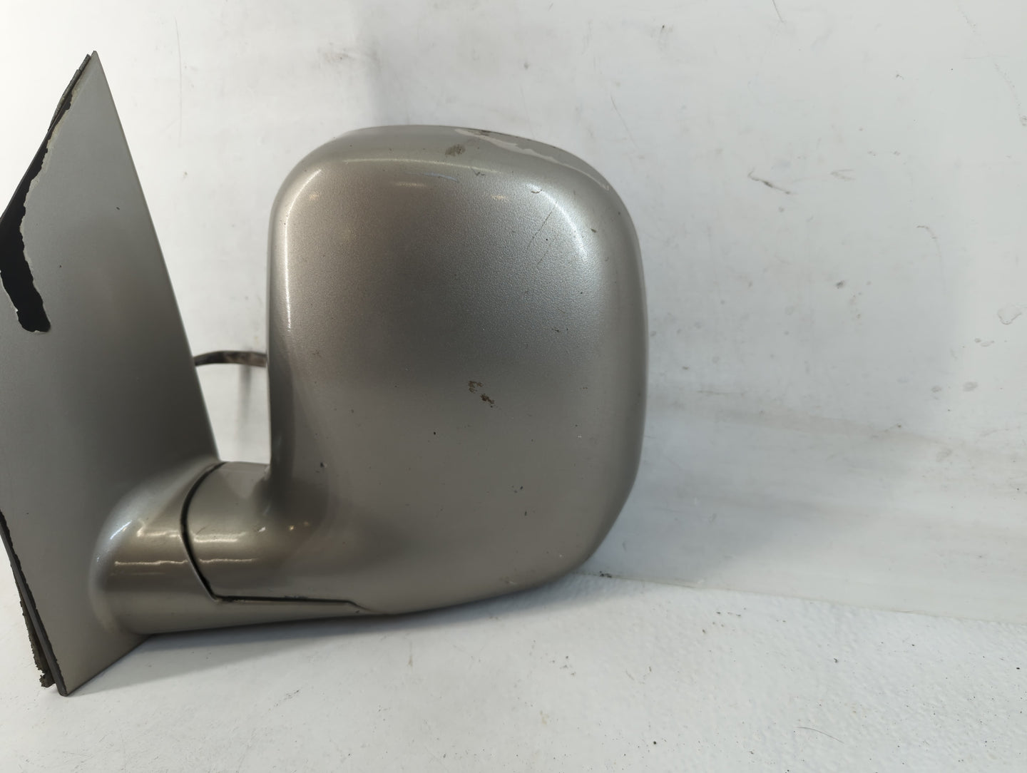1996-2002 Chevrolet Express 1500 Side Mirror Replacement Passenger Right View Door Mirror Fits OEM Used Auto Parts - Oemusedautoparts1.com