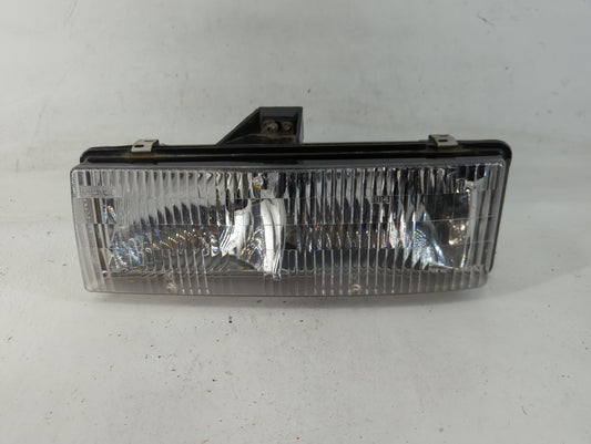 1995-2005 Chevrolet Astro Passenger Right Oem Head Light Headlight Lamp - Oemusedautoparts1.com