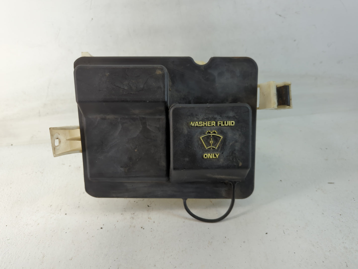 Ford F-150 Windshield Washer Fluid Reservoir Bottle Oem - Oemusedautoparts1.com