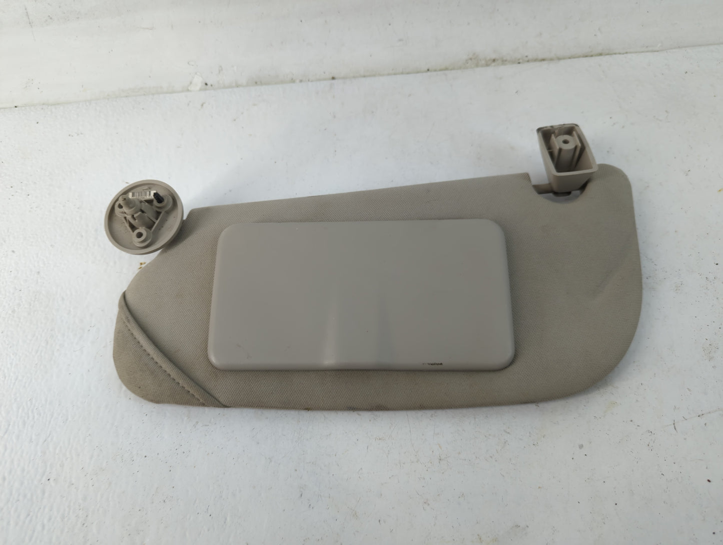 2007-2010 Pontiac G5 Sun Visor Shade Replacement Driver Left Mirror Fits Fits 2007 2008 2009 2010 OEM Used Auto Parts - Oemusedautoparts1.com