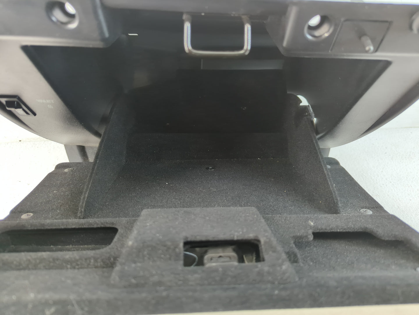 2007 Cadillac Dts Passenger Glove Box Door Storage Compartment Grey - Oemusedautoparts1.com