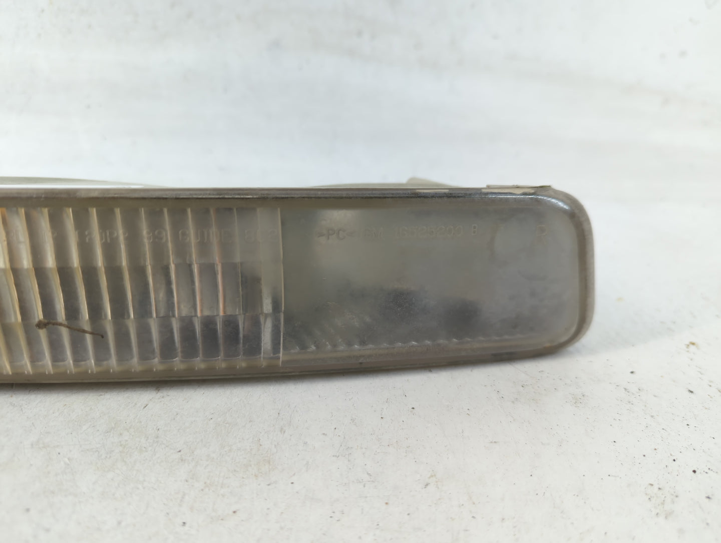 1999-2004 Gmc Sierra 2500 Passenger Right Oem Head Light Headlight Lamp - Oemusedautoparts1.com