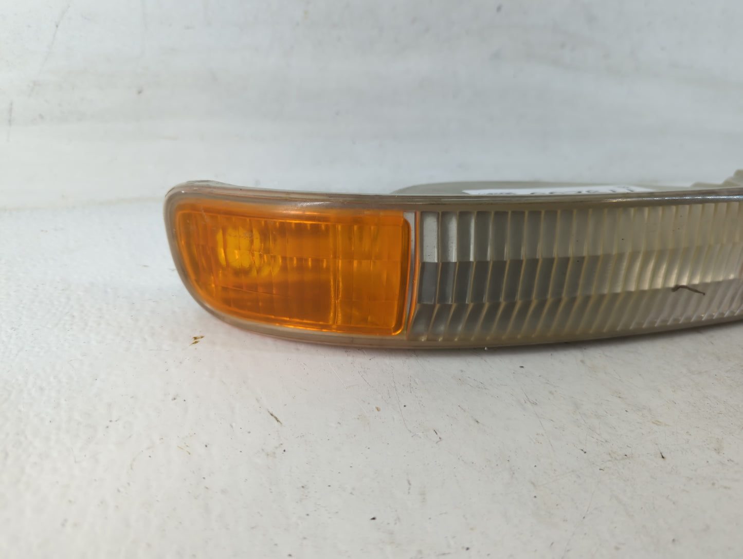 1999-2004 Gmc Sierra 2500 Passenger Right Oem Head Light Headlight Lamp - Oemusedautoparts1.com