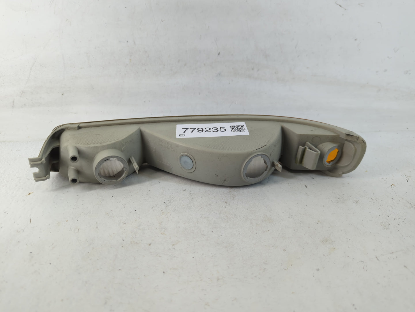 1999-2004 Gmc Sierra 2500 Passenger Right Oem Head Light Headlight Lamp - Oemusedautoparts1.com
