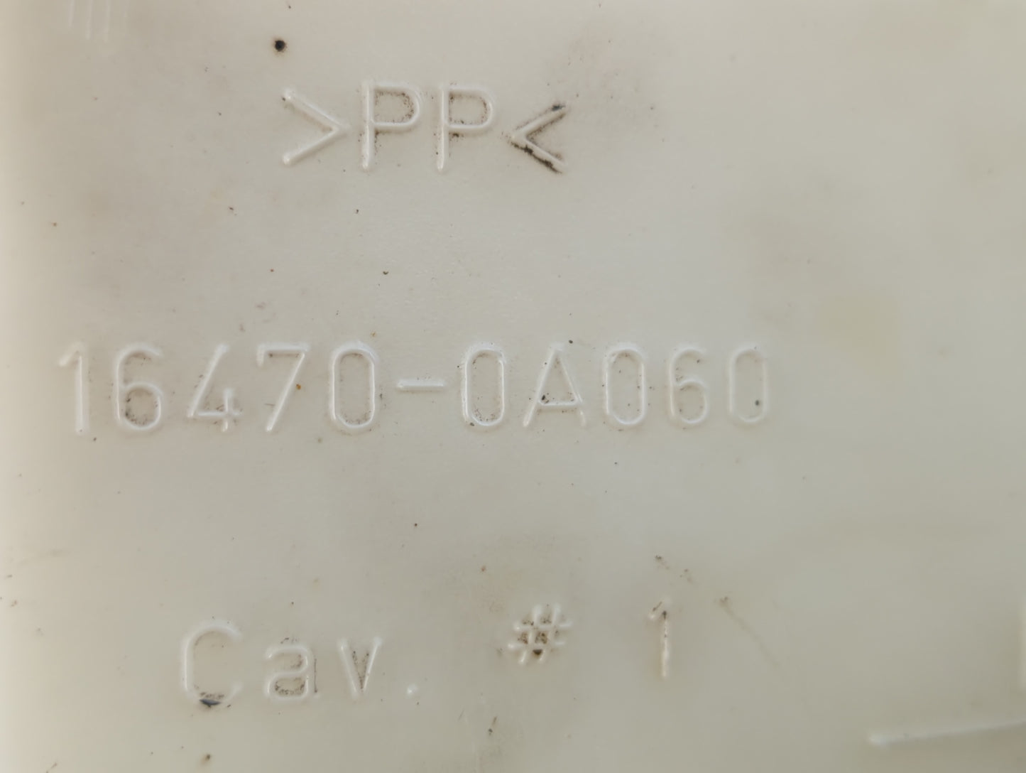 2000-2004 Toyota Avalon Radiator Coolant Overflow Expansion Tank Bottle - Oemusedautoparts1.com