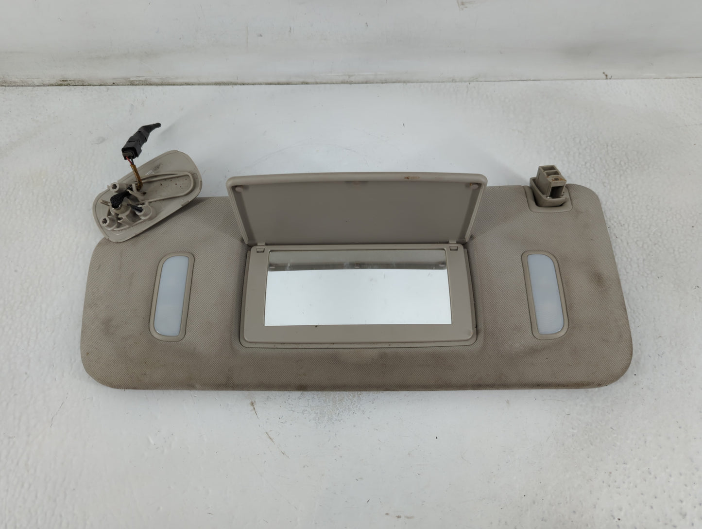 2010 Chevrolet Avalanche 1500 Sun Visor Shade Replacement Driver Left Mirror Fits Fits 2007 2008 2009 2011 2012 2013 2014 OEM Used Auto Parts - Oemusedautoparts1.com