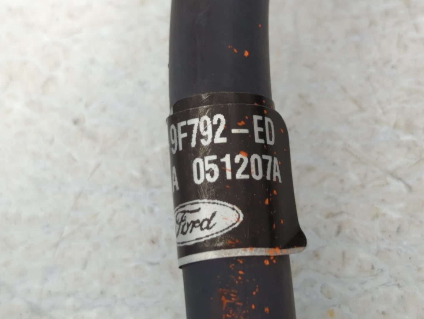 2016 Ford Explorer Fuel Injectors P/N:A 051207A 9F792-ED Fits OEM Used Auto Parts - Oemusedautoparts1.com