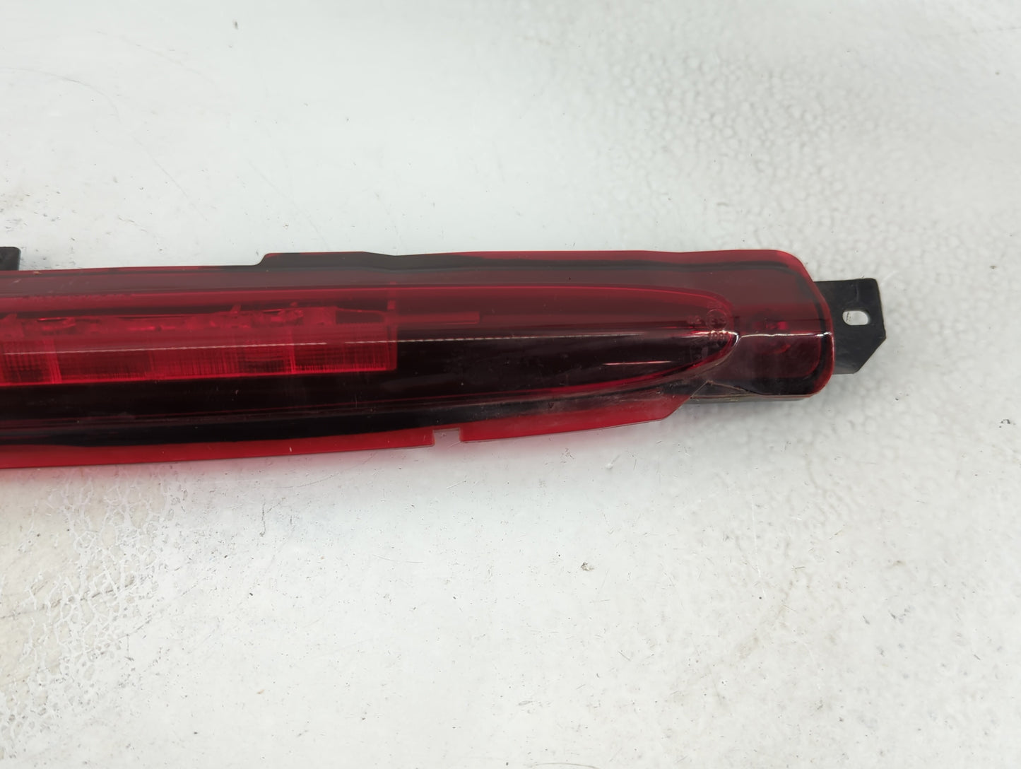 2010 Chevrolet Avalanche Third Brake Light Tail Light P/N:15120540 Fits OEM Used Auto Parts - Oemusedautoparts1.com